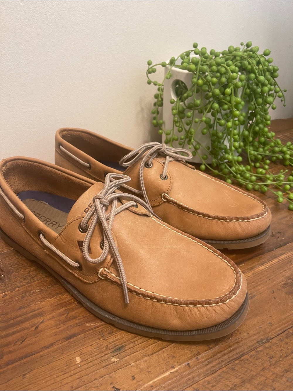 Sperry Men’s Tan Leather 2-Eye Boat Shoes - Picture 3 of 5